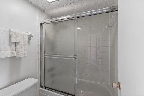 Condo in Margate, Florida, 2 bedrooms  № 2173886 - photo 20