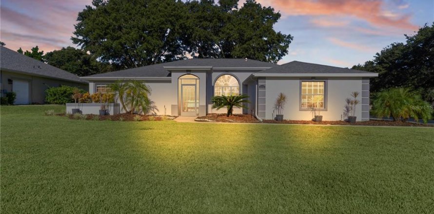 Casa en Lady Lake, Florida 3 dormitorios, 171.31 m2 № 1888498