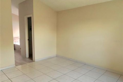 House in Winter Haven, Florida 3 bedrooms, 126.35 sq.m. № 1865840 - photo 7