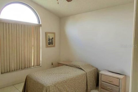 House in Winter Haven, Florida 3 bedrooms, 126.35 sq.m. № 1865840 - photo 15