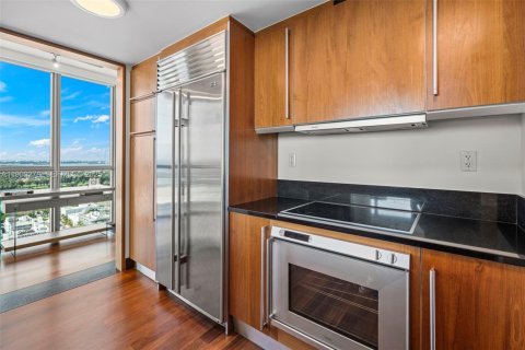 Condominio en alquiler en Miami Beach, Florida, 2 dormitorios, 112.69 m2 № 2076852 - foto 23