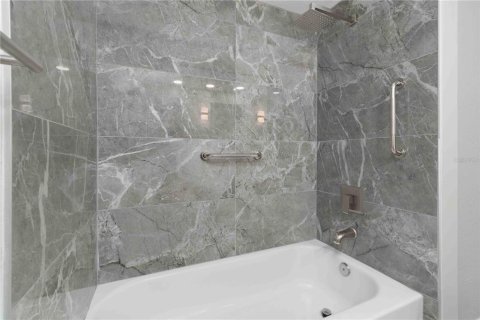 Villa ou maison à vendre à Clearwater, Floride: 2 chambres, 89.28 m2 № 1880592 - photo 22