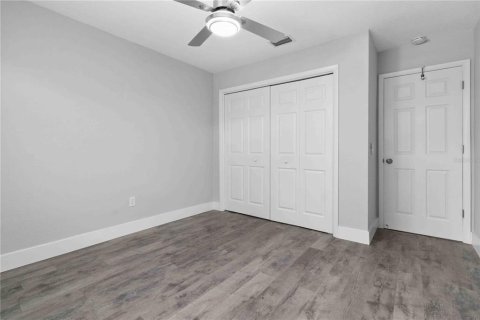 Villa ou maison à vendre à Clearwater, Floride: 2 chambres, 89.28 m2 № 1880592 - photo 24