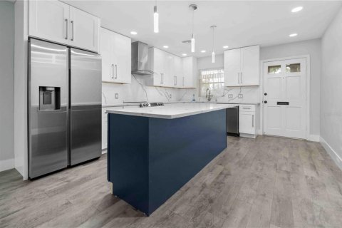 Villa ou maison à vendre à Clearwater, Floride: 2 chambres, 89.28 m2 № 1880592 - photo 4