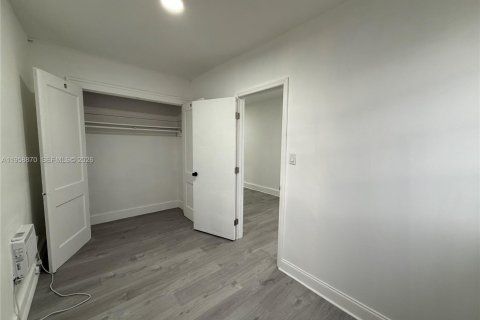 Снять в аренду кондоминиум в Майами, Флорида 2 спальни, 680.6м2, № 2017781 - фото 12