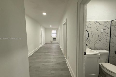 Снять в аренду кондоминиум в Майами, Флорида 2 спальни, 680.6м2, № 2017781 - фото 13