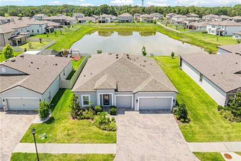 Casa en venta en Spring Hill, Florida, 4 dormitorios, 214.88 m2 № 1742883 - foto 12