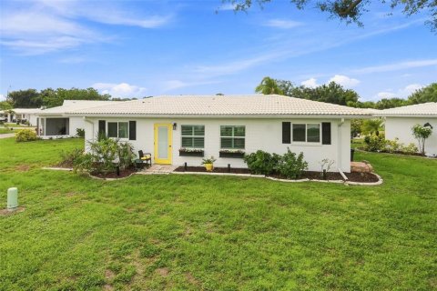 Condo in Venice, Florida, 2 bedrooms  № 2219620 - photo 19