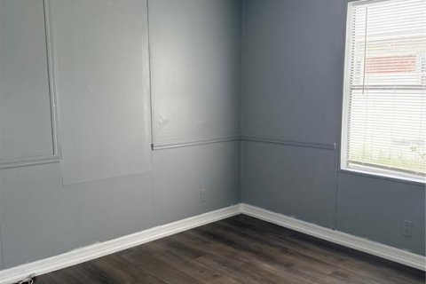 Apartamento en alquiler en Valrico, Florida, 3 dormitorios, 201.04 m2 № 1916425 - foto 3