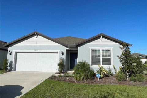 House in Lakeland, Florida 3 bedrooms, 158.03 sq.m. № 2201791