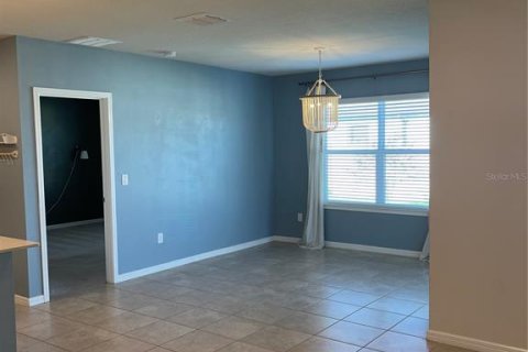 House in Lakeland, Florida 3 bedrooms, 158.03 sq.m. № 2201791 - photo 17