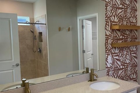 House in Lakeland, Florida 3 bedrooms, 158.03 sq.m. № 2201791 - photo 23