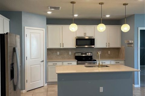 House in Lakeland, Florida 3 bedrooms, 158.03 sq.m. № 2201791 - photo 18