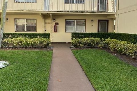 Condominio en Delray Beach, Florida, 2 dormitorios  № 2120673