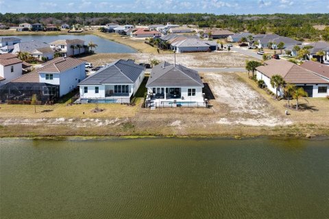 House in Palm Coast, Florida 3 bedrooms, 171.22 sq.m. № 2119752 - photo 6