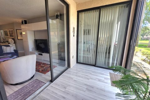 Condo in Coconut Creek, Florida, 3 bedrooms  № 2263253 - photo 12
