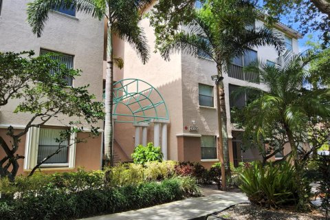 Condo in Coconut Creek, Florida, 3 bedrooms  № 2263253 - photo 3