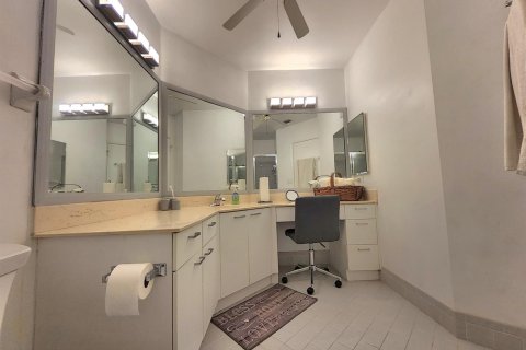 Condo in Coconut Creek, Florida, 3 bedrooms  № 2263253 - photo 21