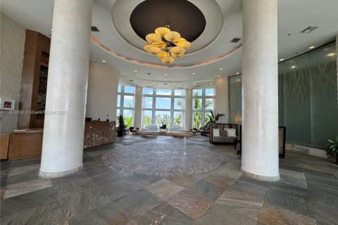 Condo in Sunrise, Florida, 3 bedrooms № 1959925 - photo 6