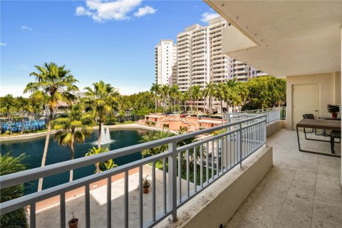 Condominio en venta en Key Biscayne, Florida, 3 dormitorios, 230.12 m2 № 1863277 - foto 21