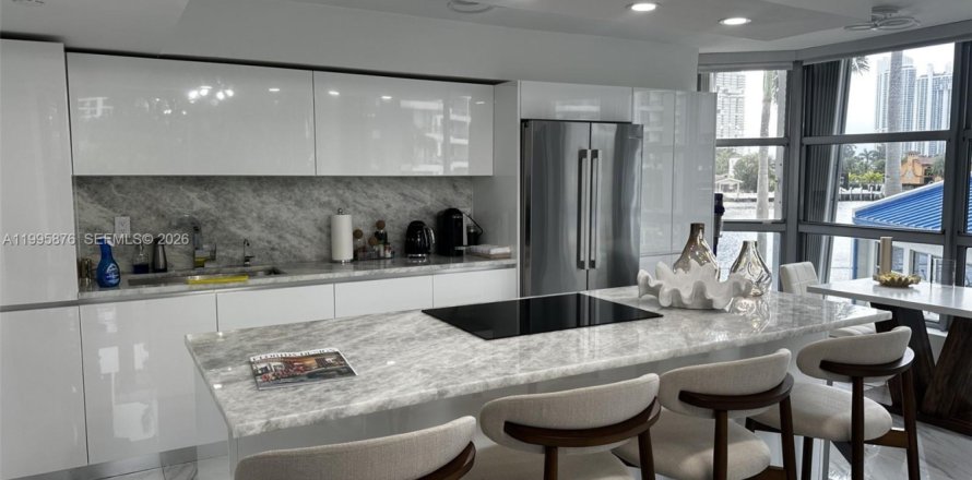 Condo à Aventura, Floride, 2 chambres № 2256026