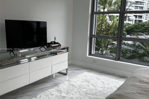 Copropriété à louer à Aventura, Floride: 2 chambres, 125.7 m2 № 2256026 - photo 8
