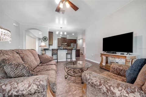 Casa en venta en Wesley Chapel, Florida, 5 dormitorios, 261.43 m2 № 1900725 - foto 10