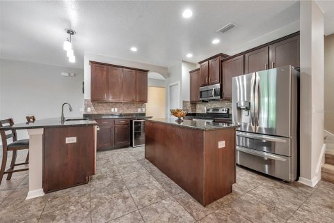 Casa en venta en Wesley Chapel, Florida, 5 dormitorios, 261.43 m2 № 1900725 - foto 12