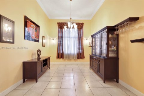 Casa en venta en Miramar, Florida, 4 dormitorios, 224.27 m2 № 2050359 - foto 7