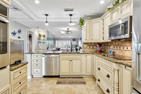 Villa ou maison à vendre à Palm Harbor, Floride: 2 chambres, 123.56 m2 № 2121454 - photo 20