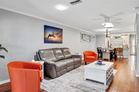 Villa ou maison à vendre à Palm Harbor, Floride: 2 chambres, 123.56 m2 № 2121454 - photo 6