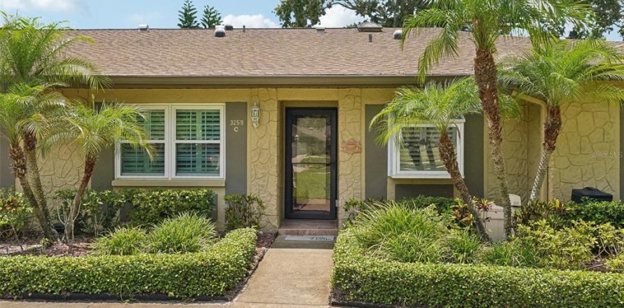 Villa ou maison à Palm Harbor, Floride 2 chambres, 123.56 m2 № 2121454