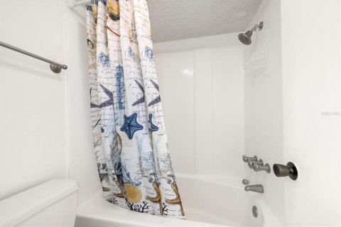 Купить кондоминиум в Мадейра - Бич, Флорида 4 комнаты, 70.14м2, № 2102957 - фото 24