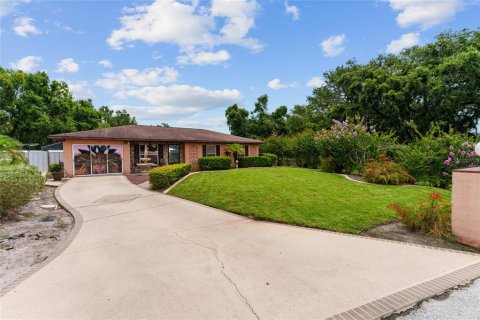 Villa ou maison à vendre à Leesburg, Floride: 3 chambres, 123 m2 № 1803443 - photo 2
