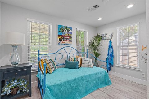 House in Clearwater, Florida 4 bedrooms, 205.78 sq.m. № 1785096 - photo 22