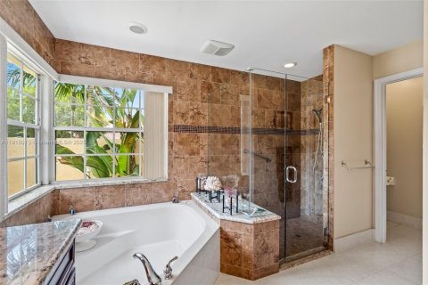 Villa ou maison à vendre à Lake Worth, Floride: 4 chambres, 231.23 m2 № 1970238 - photo 15