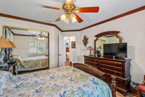 Villa ou maison à vendre à Lake Worth, Floride: 4 chambres, 231.23 m2 № 1970238 - photo 18