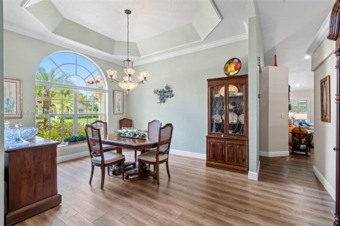 Villa ou maison à vendre à Lake Worth, Floride: 4 chambres, 231.23 m2 № 1970238 - photo 8