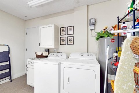 Touwnhouse à vendre à Haines City, Floride: 2 chambres, 171.31 m2 № 2233644 - photo 28