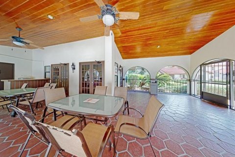 Touwnhouse à vendre à Haines City, Floride: 2 chambres, 171.31 m2 № 2233644 - photo 30
