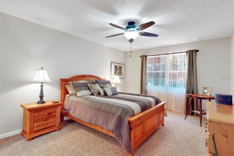 Touwnhouse à vendre à Haines City, Floride: 2 chambres, 171.31 m2 № 2233644 - photo 18