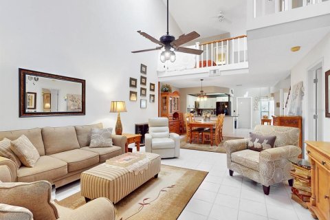Touwnhouse à vendre à Haines City, Floride: 2 chambres, 171.31 m2 № 2233644 - photo 12