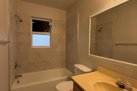 Appartement à louer à North Port, Floride: 1 chambre, 51.1 m2 № 2342739 - photo 5
