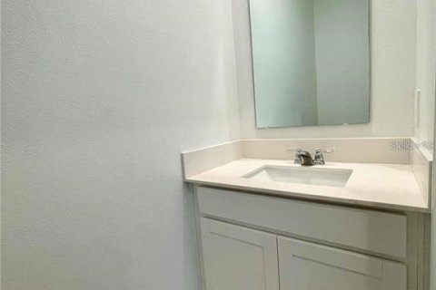 Townhouse in Davenport, Florida 3 bedrooms, 173.17 sq.m. № 1908991 - photo 30