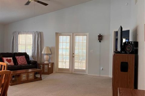 House in Ocala, Florida 2 bedrooms, 150.13 sq.m. № 1737016 - photo 11