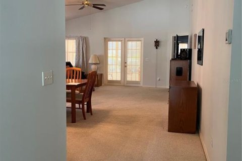 House in Ocala, Florida 2 bedrooms, 150.13 sq.m. № 1737016 - photo 3