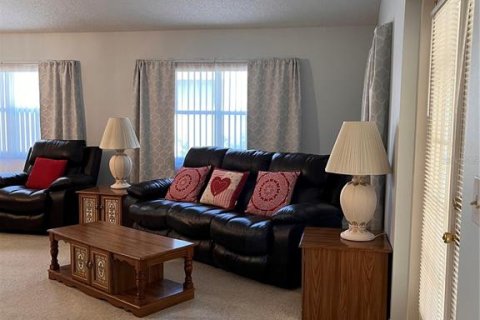 House in Ocala, Florida 2 bedrooms, 150.13 sq.m. № 1737016 - photo 14