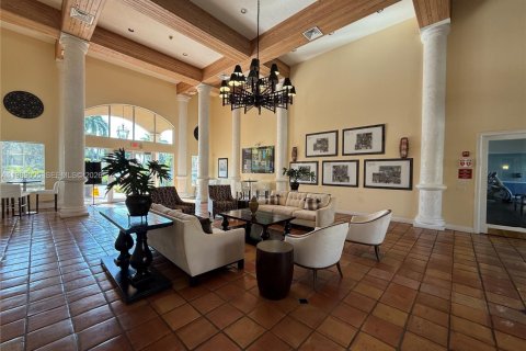 Copropriété à louer à Pembroke Pines, Floride: 2 chambres, 104.98 m2 № 2051128 - photo 3