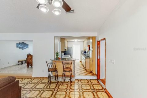 Купить виллу или дом в Тампа, Флорида 3 комнаты, 204.57м2, № 2155323 - фото 6