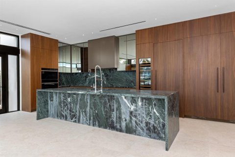Купить виллу или дом в Форт-Лодердейл, Флорида 3 комнаты, 798.96м2, № 2403987 - фото 4